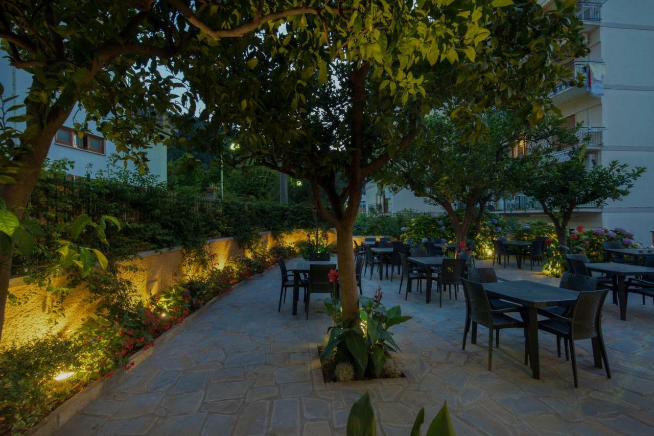 Leone 3* Sorrento