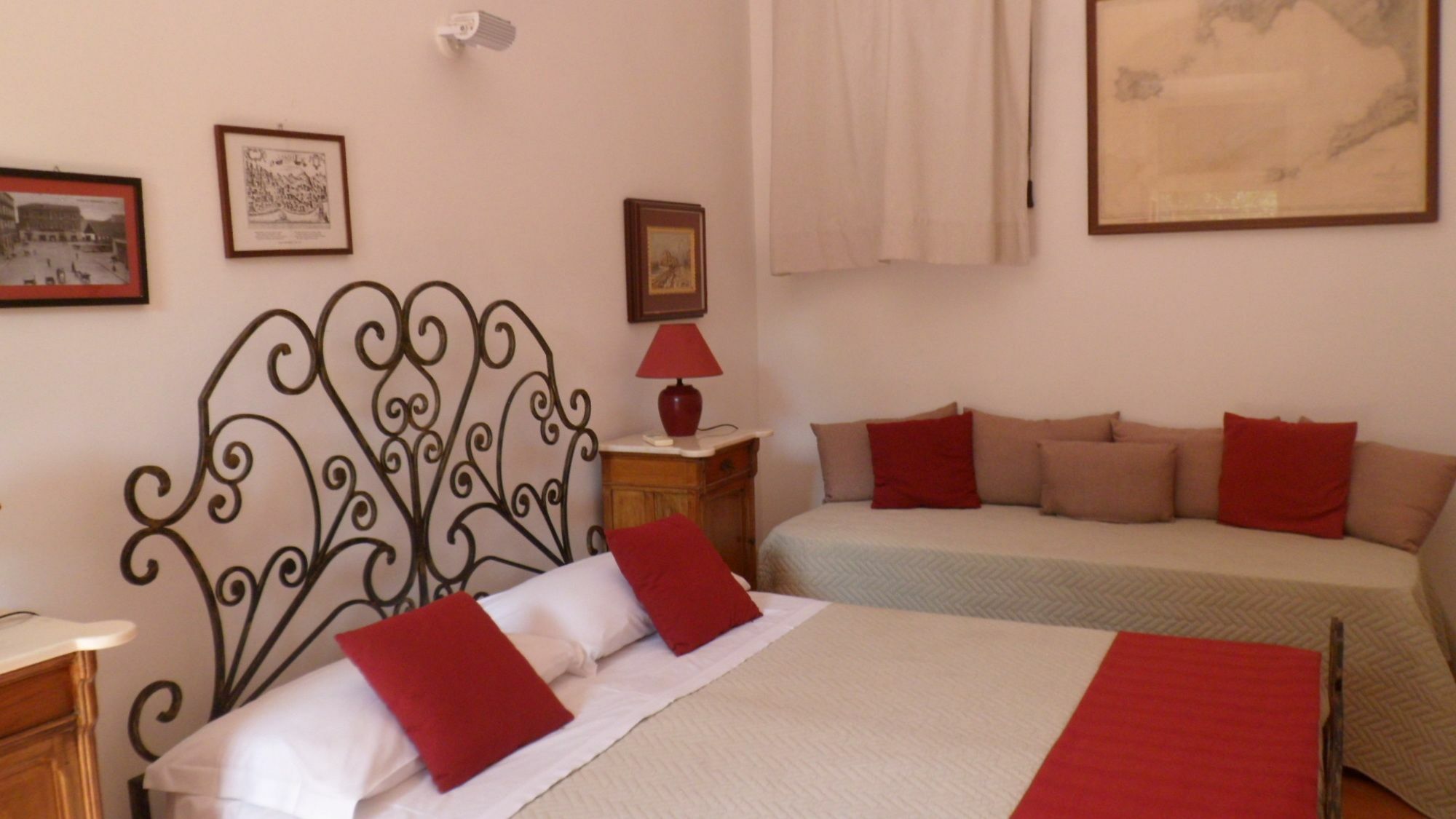 Sorrento Home Bed & Breakfast