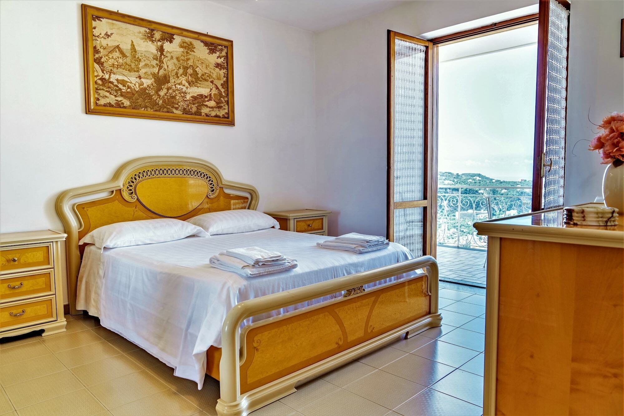 Sara- Sea View Pool Villa *