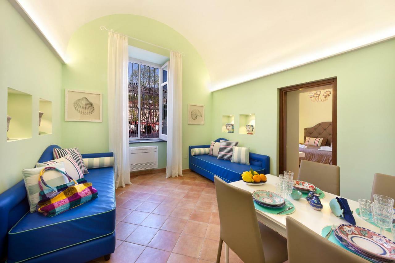 Estate4home - Henry House *
