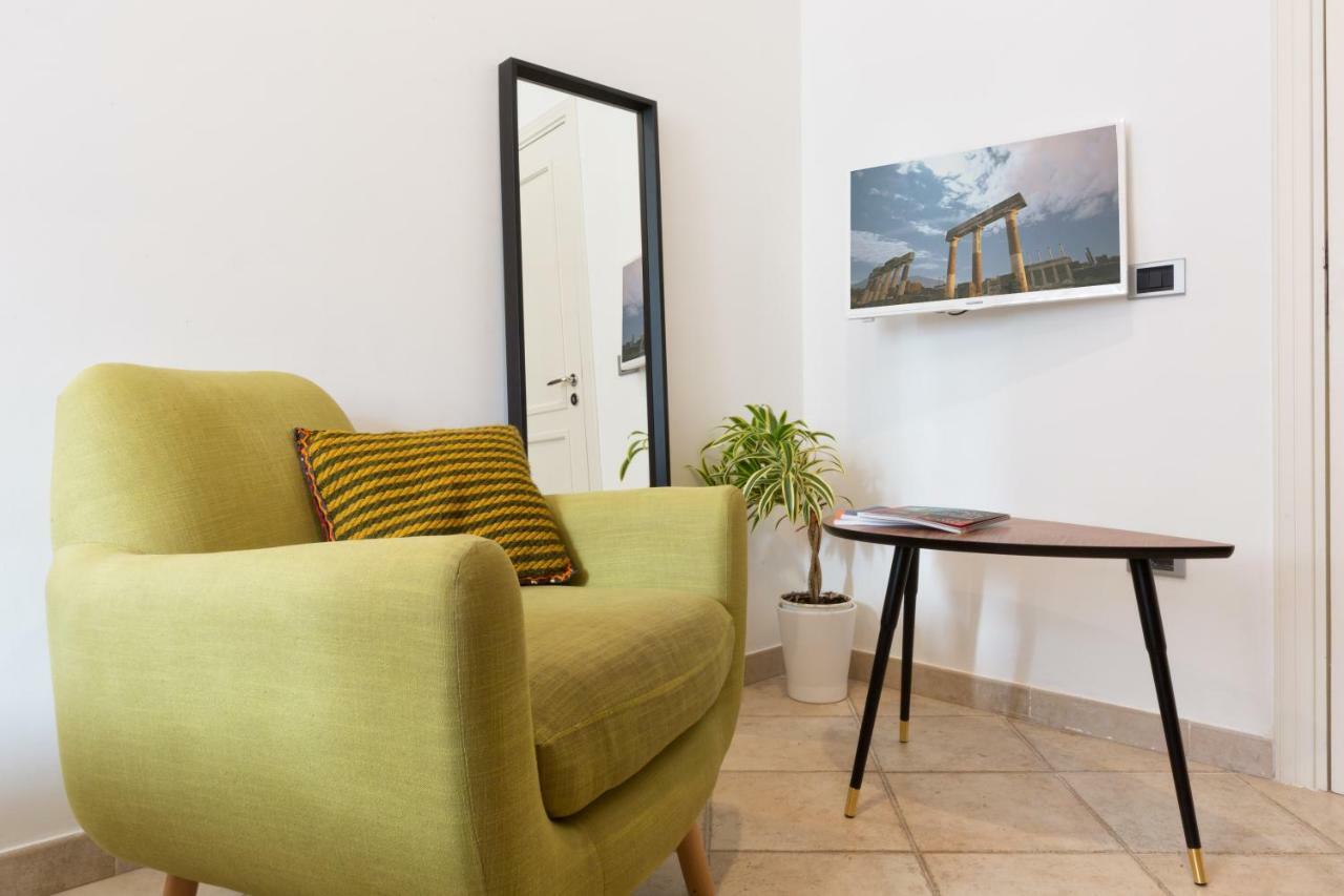 Explore The Amalfi Coast From A Cosy In Centre Apartment