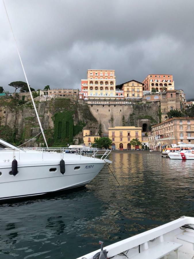Botel Yacht Sorrento