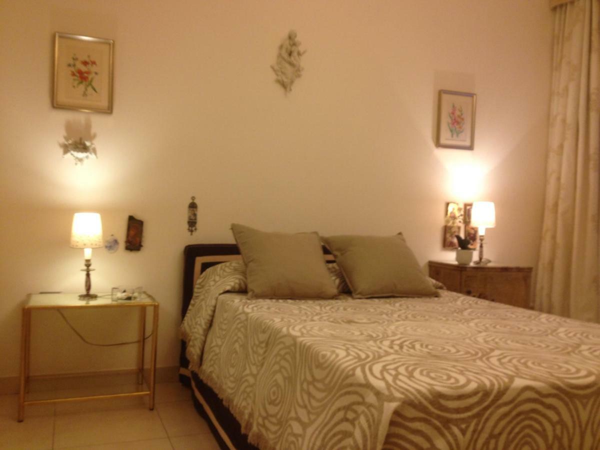 Domus Felix Bed & Breakfast 2*