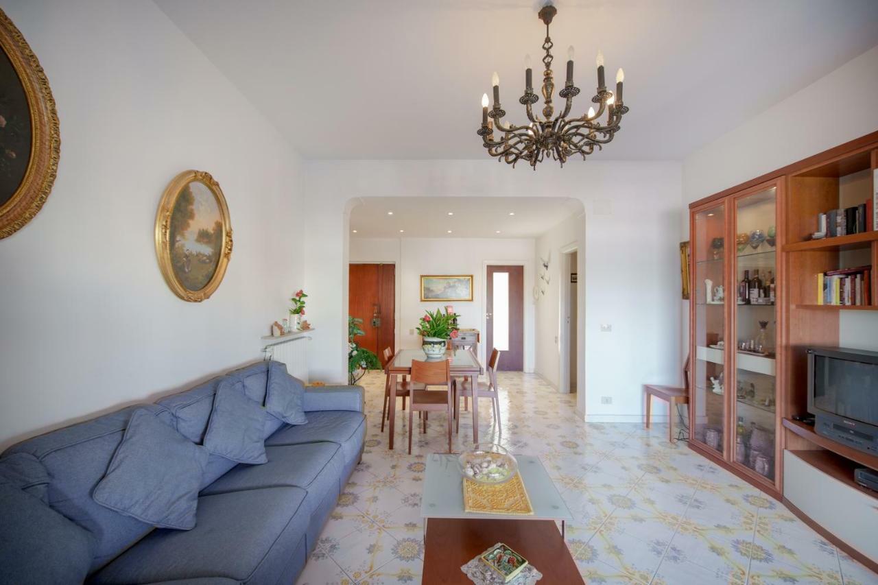 Aranci 77 Apartment *