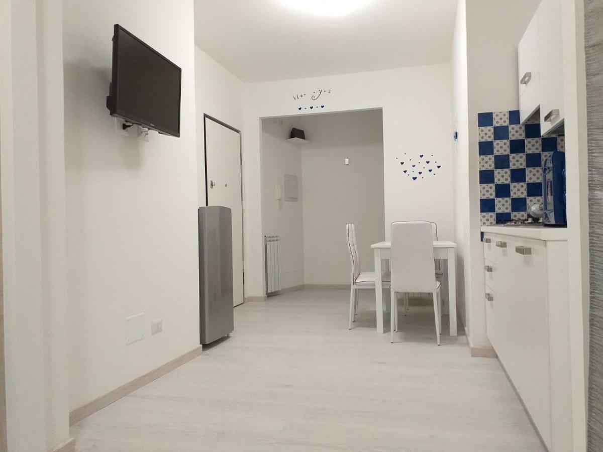Blue Eyes Apartment *