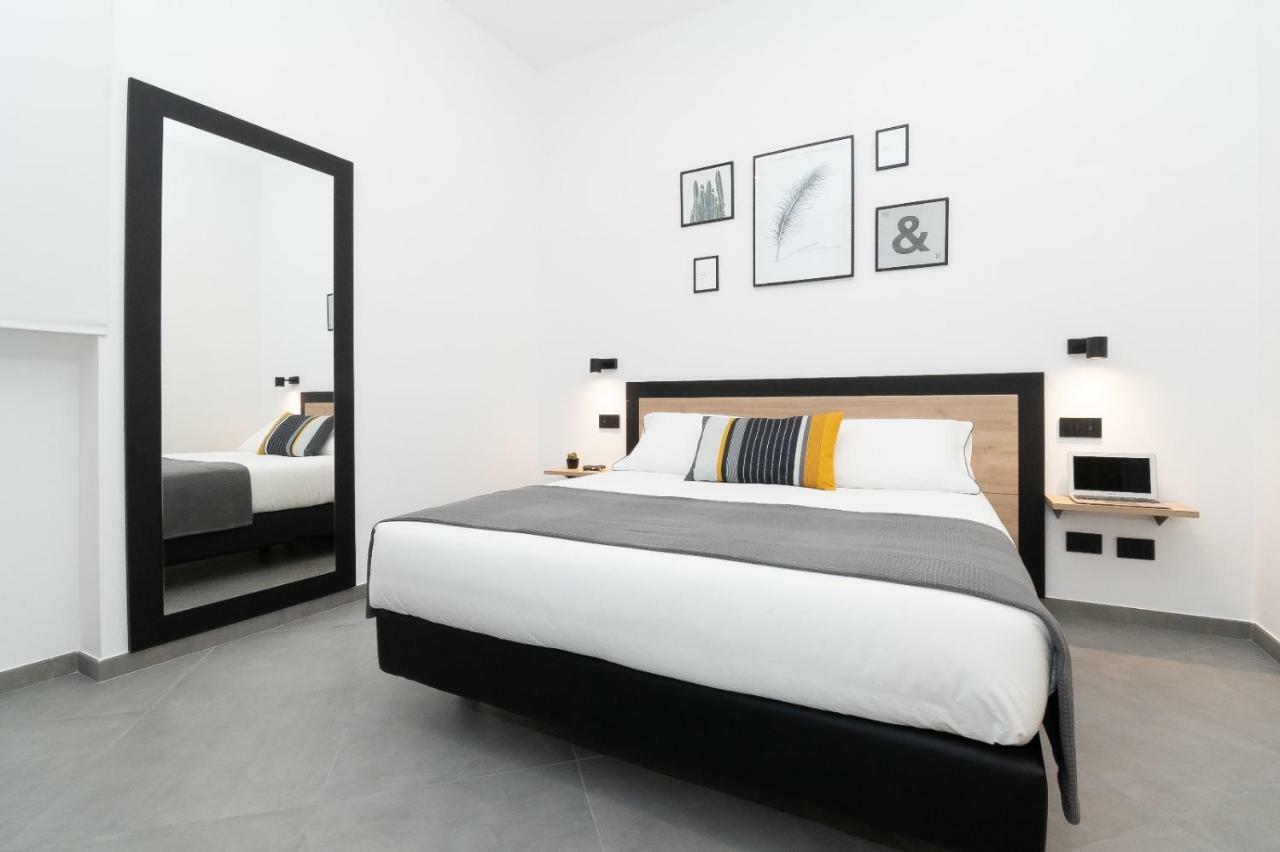 Vittoria Flat *
