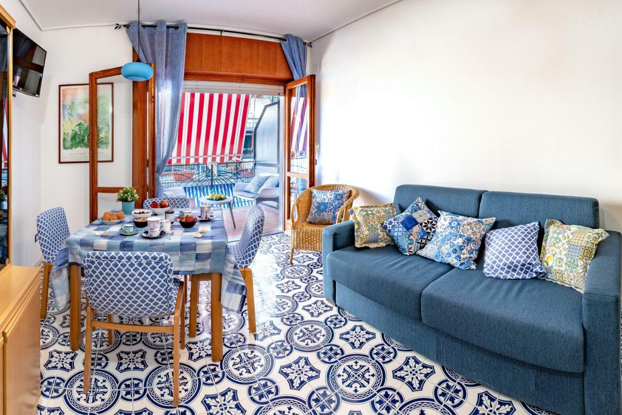 Apartment La Casetta Linda - New 2 Bedroom In With Seaview Terrace Sorrento