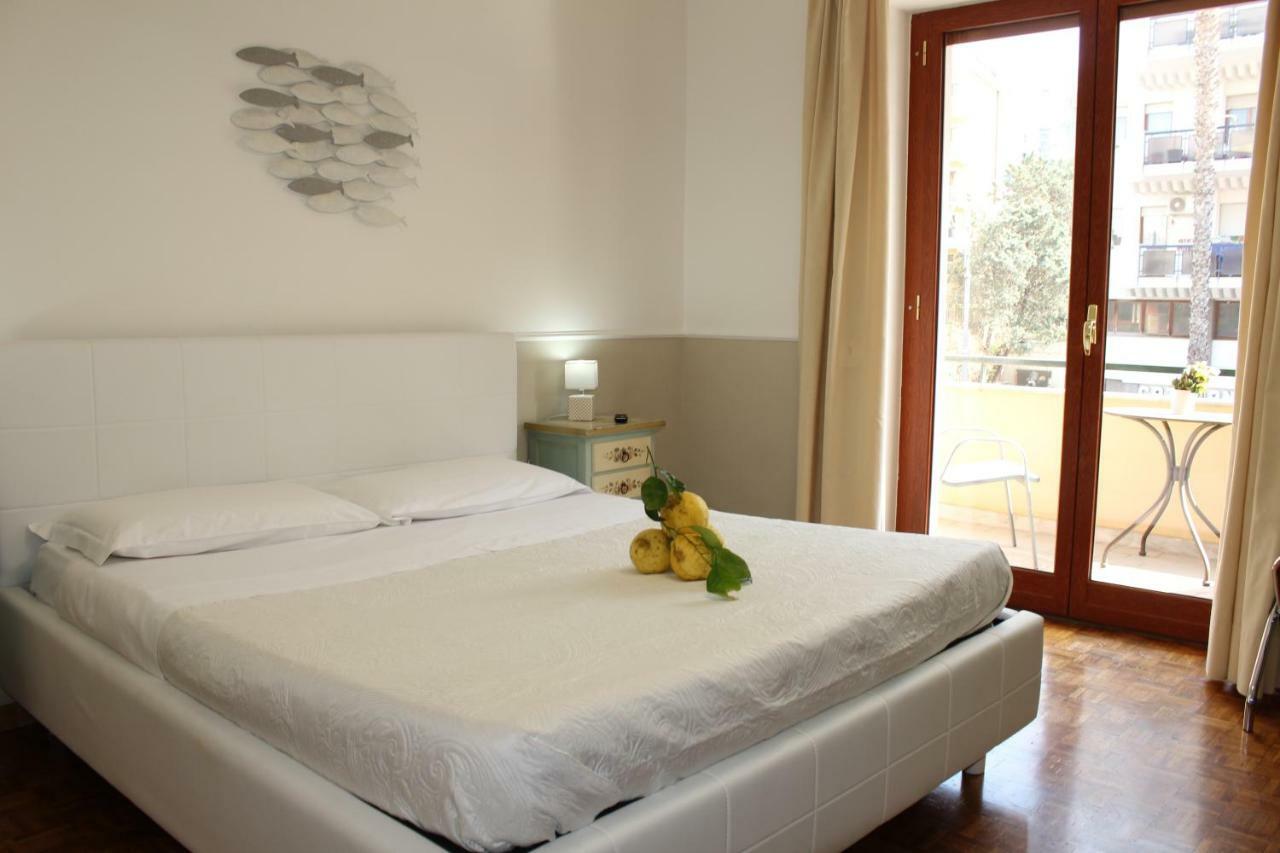 Lemon Bed & Breakfast