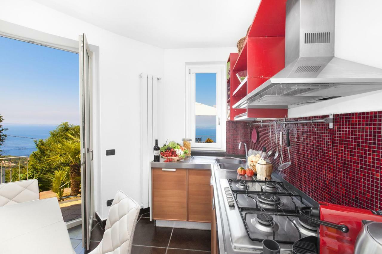 Amore Rentals - Casa Augusta A * Sorrento