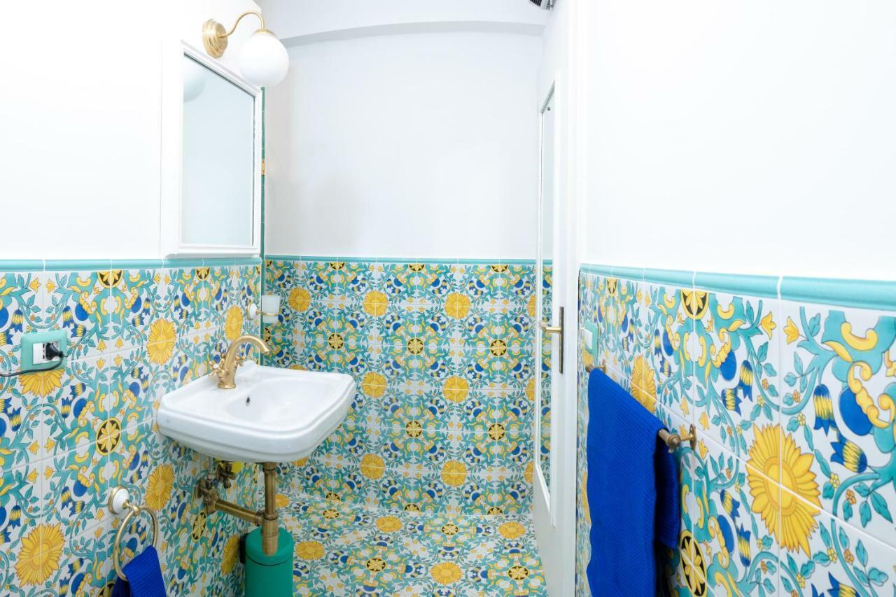 La Casetta Linda - New 2 Bedroom In With Seaview Terrace Apartment
