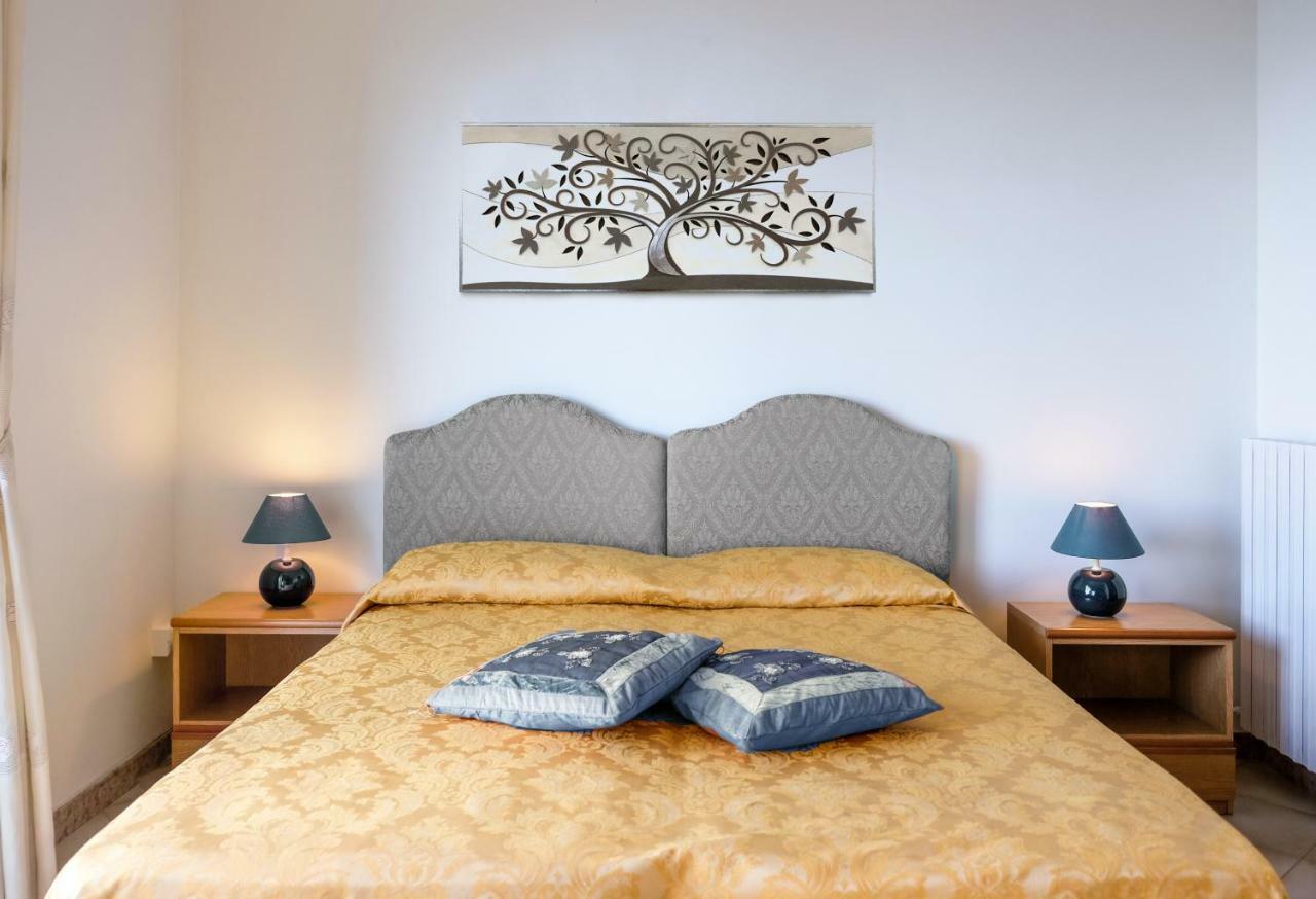 Bed & Breakfast Hills *