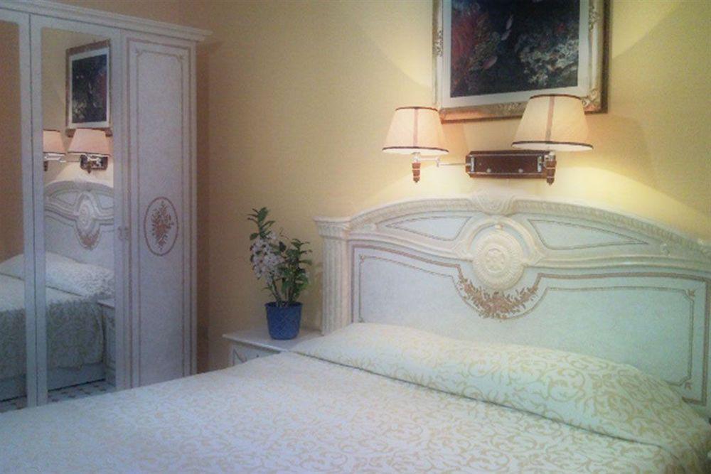 Cavour Hotel 3*