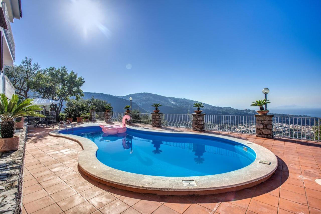 Sara- Sea View Pool
