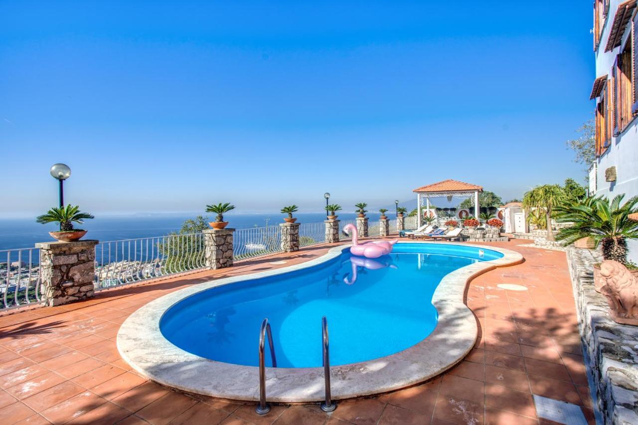 Sara- Sea View Pool *
