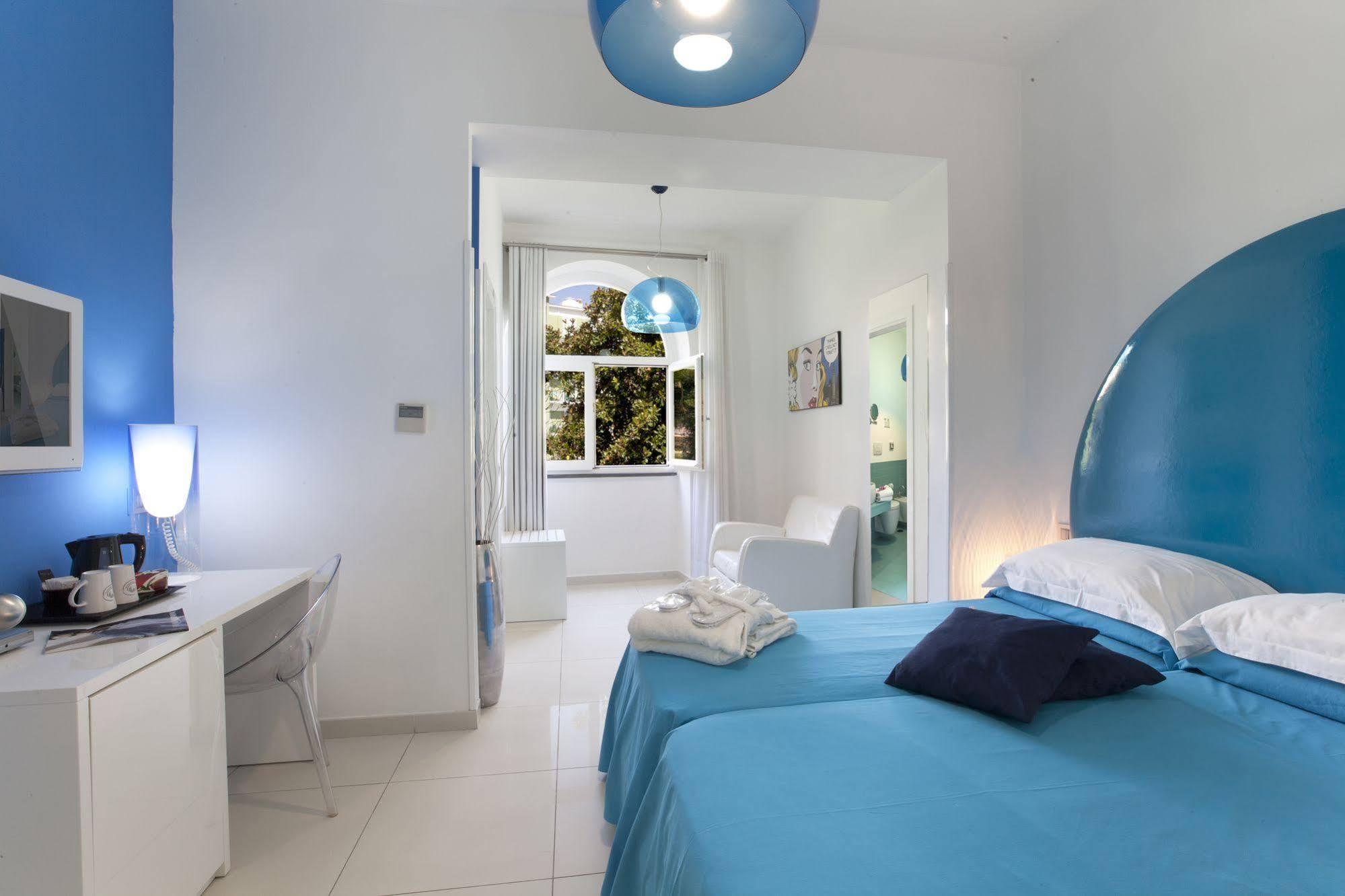 Bed & Breakfast Palazzo Tritone & Abagnale