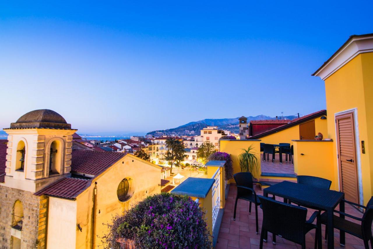 Sine Tempore * Sorrento