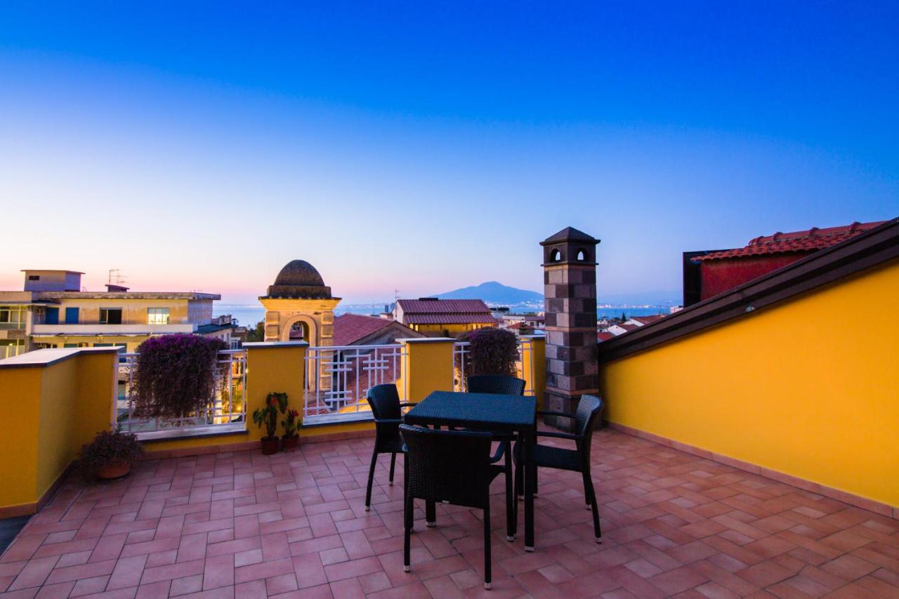 Sine Tempore * Sorrento