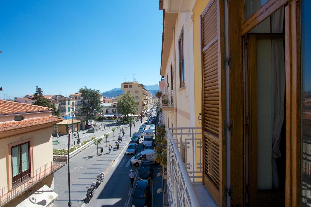 Sine Tempore * Sorrento