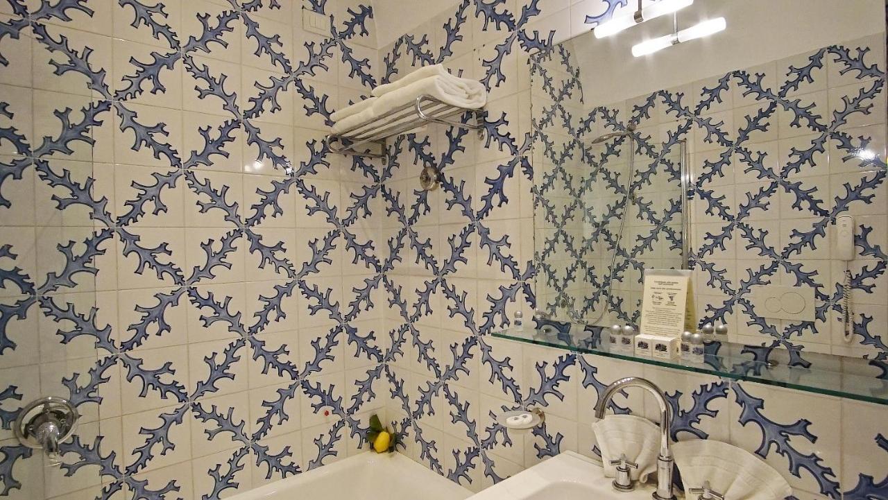 Grand Aminta Hotel 4*