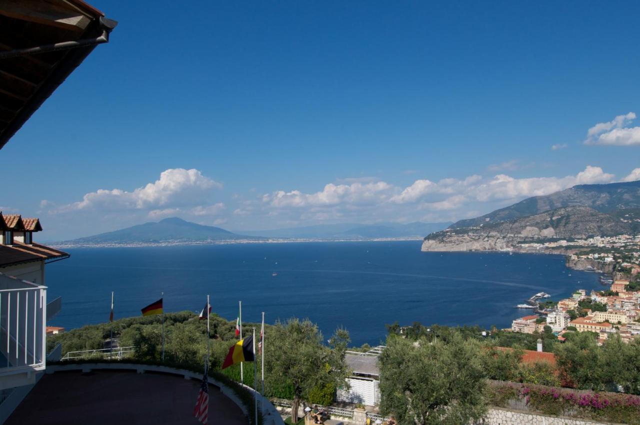 Grand Aminta Hotel