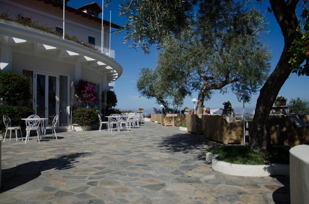 Grand Aminta Hotel
