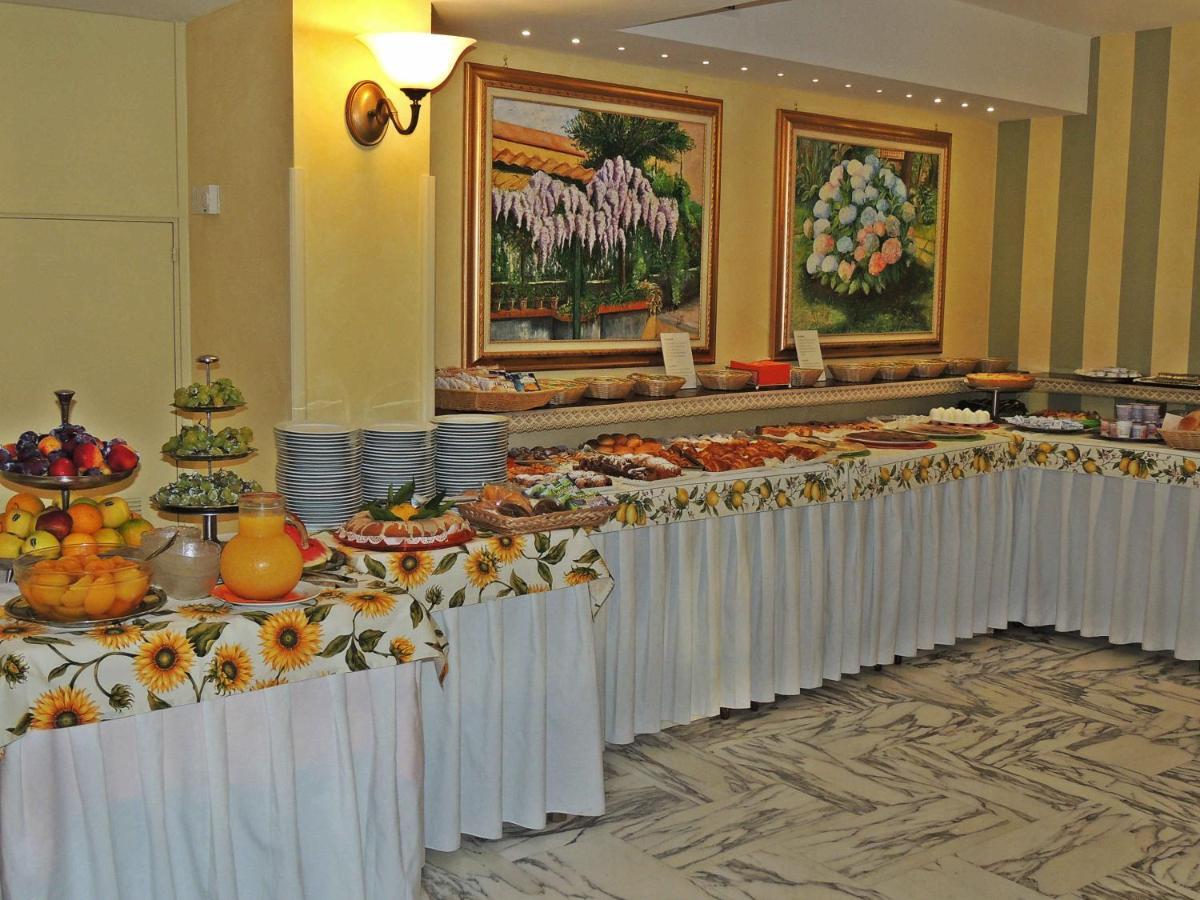 Hotel Girasole 3*