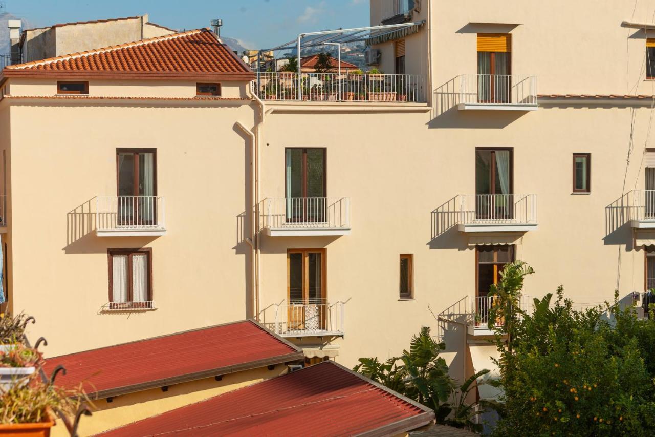Sorrentovibes - Design In Center Apartment Sorrento