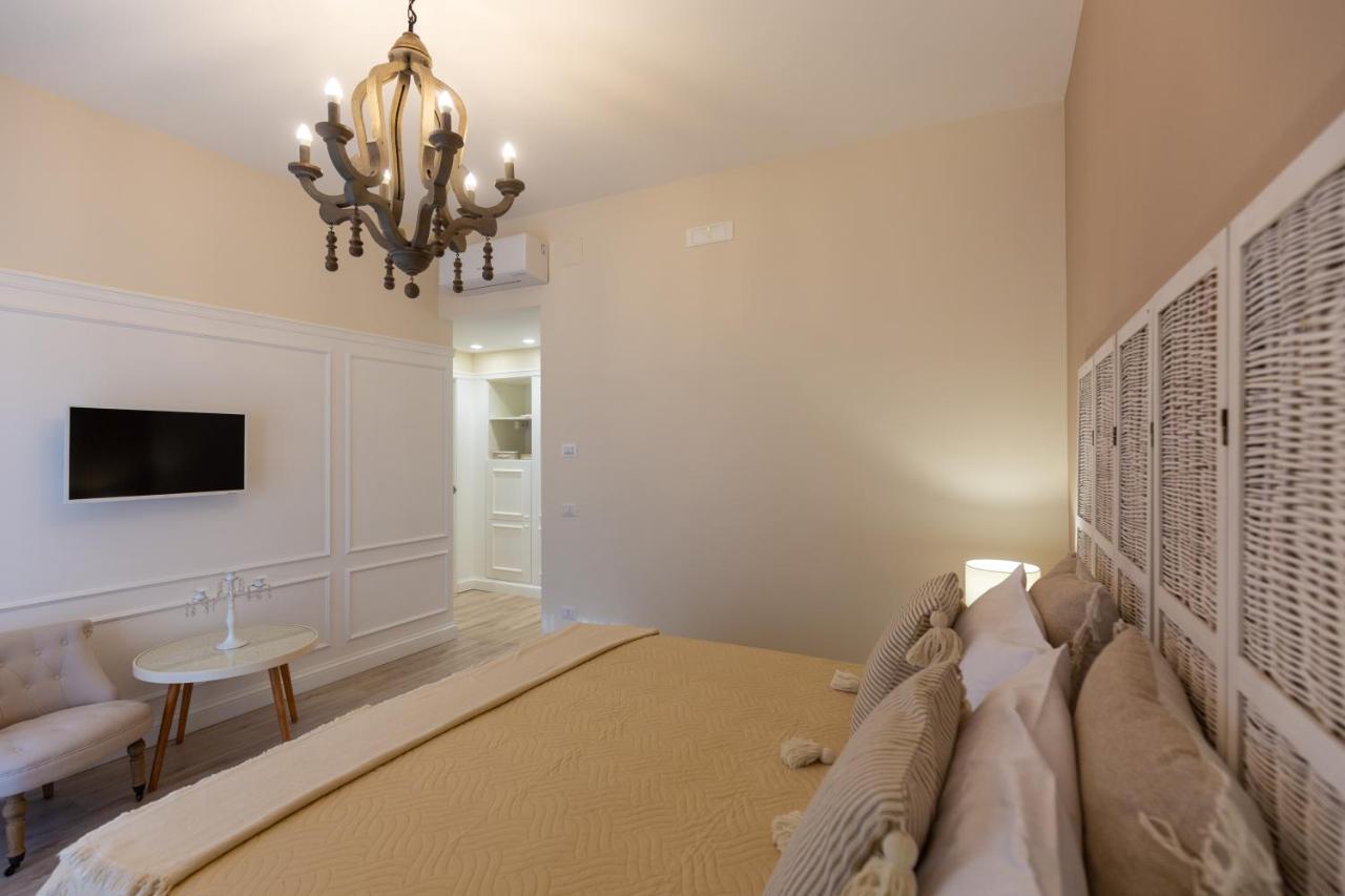 Bed & Breakfast Twins House *