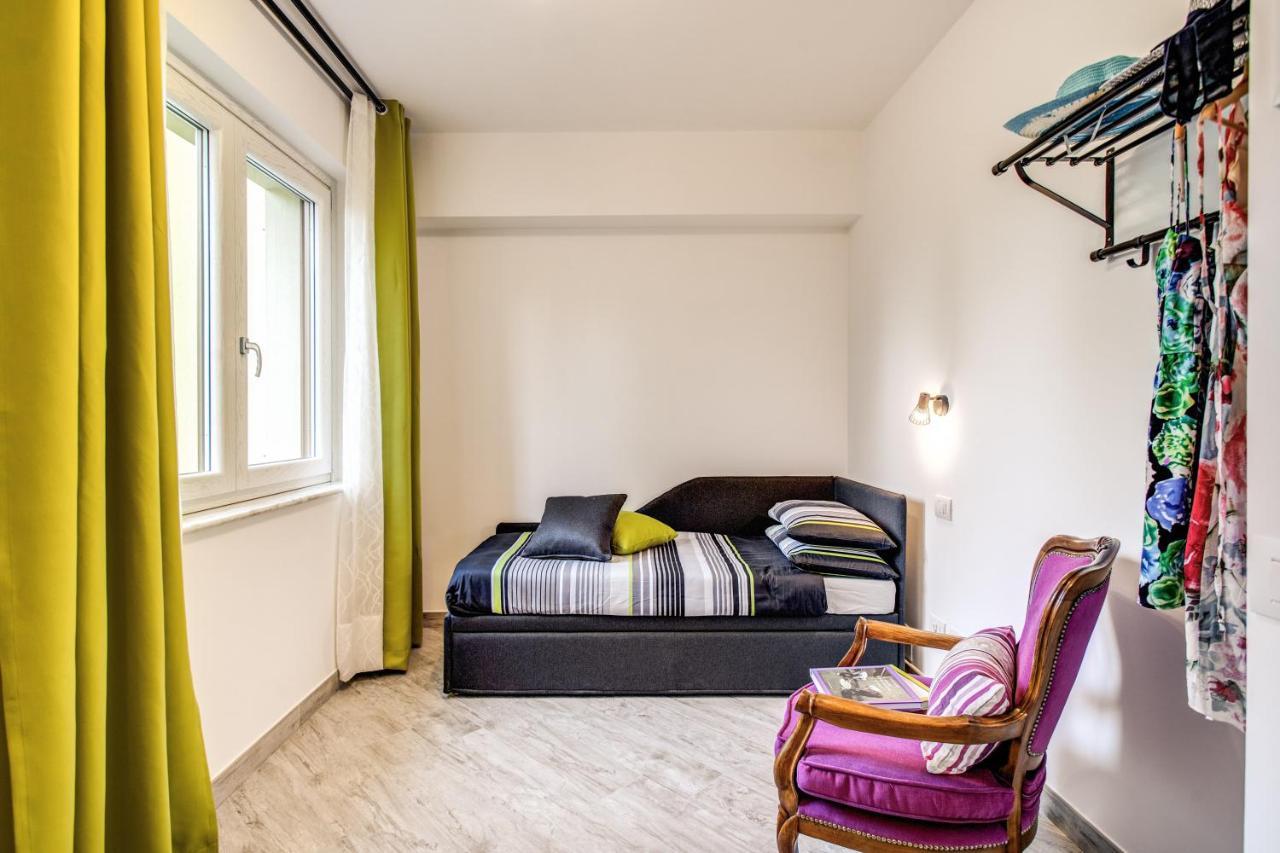 Holiday home Golden Lemon - Modern House In Countryside *