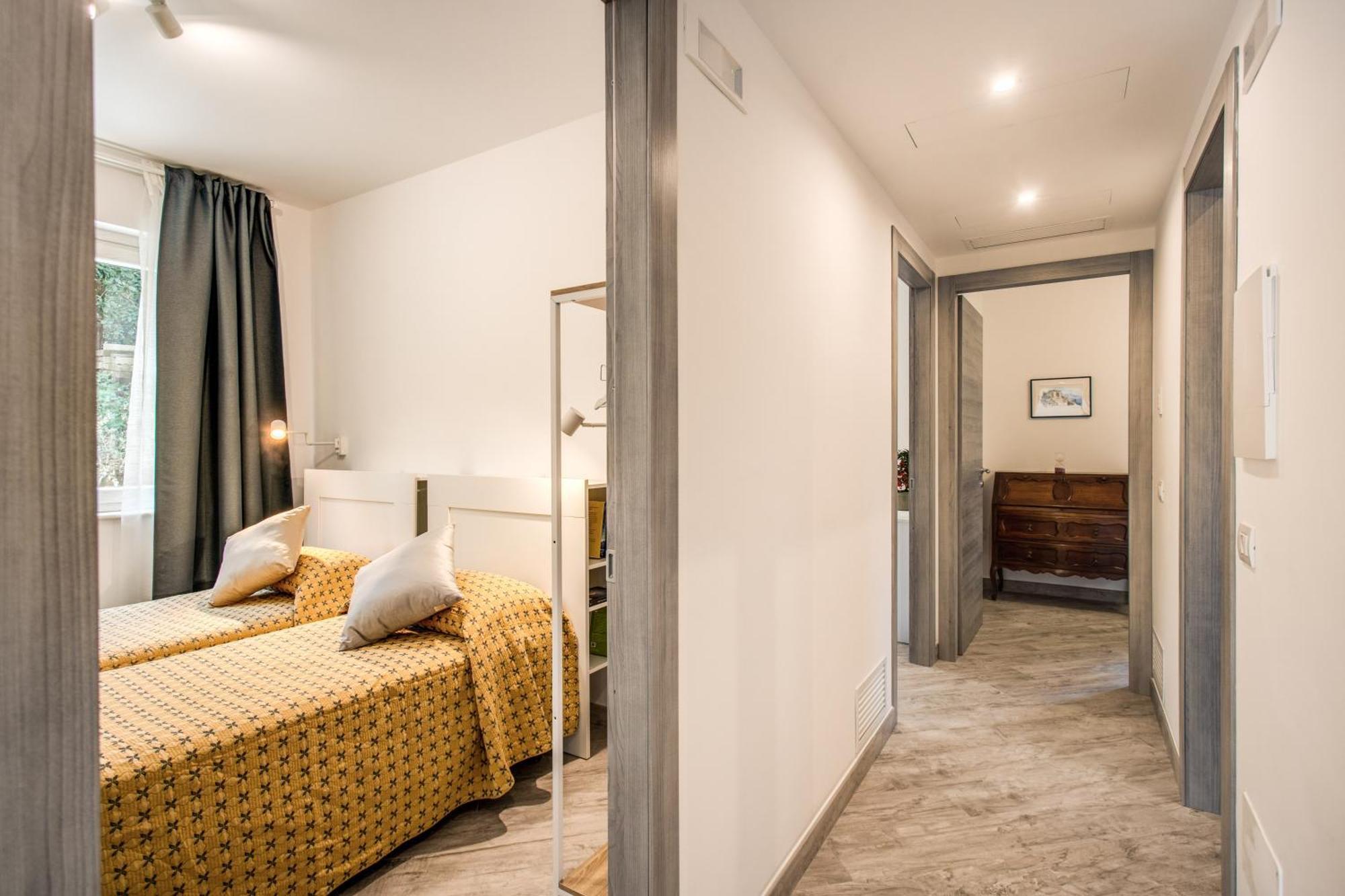 Holiday home Golden Lemon - Modern House In Countryside *