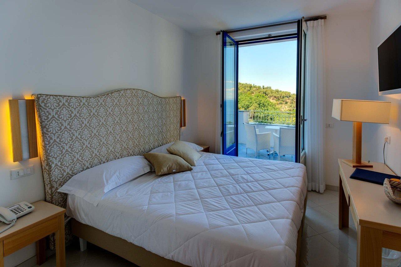 Boutique Helios (adults Only)