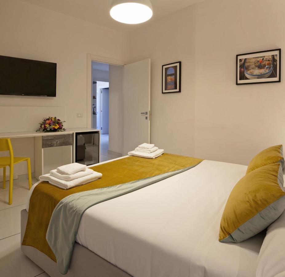 Bed & Breakfast Yourhome - Maison Nonna Anna 2*