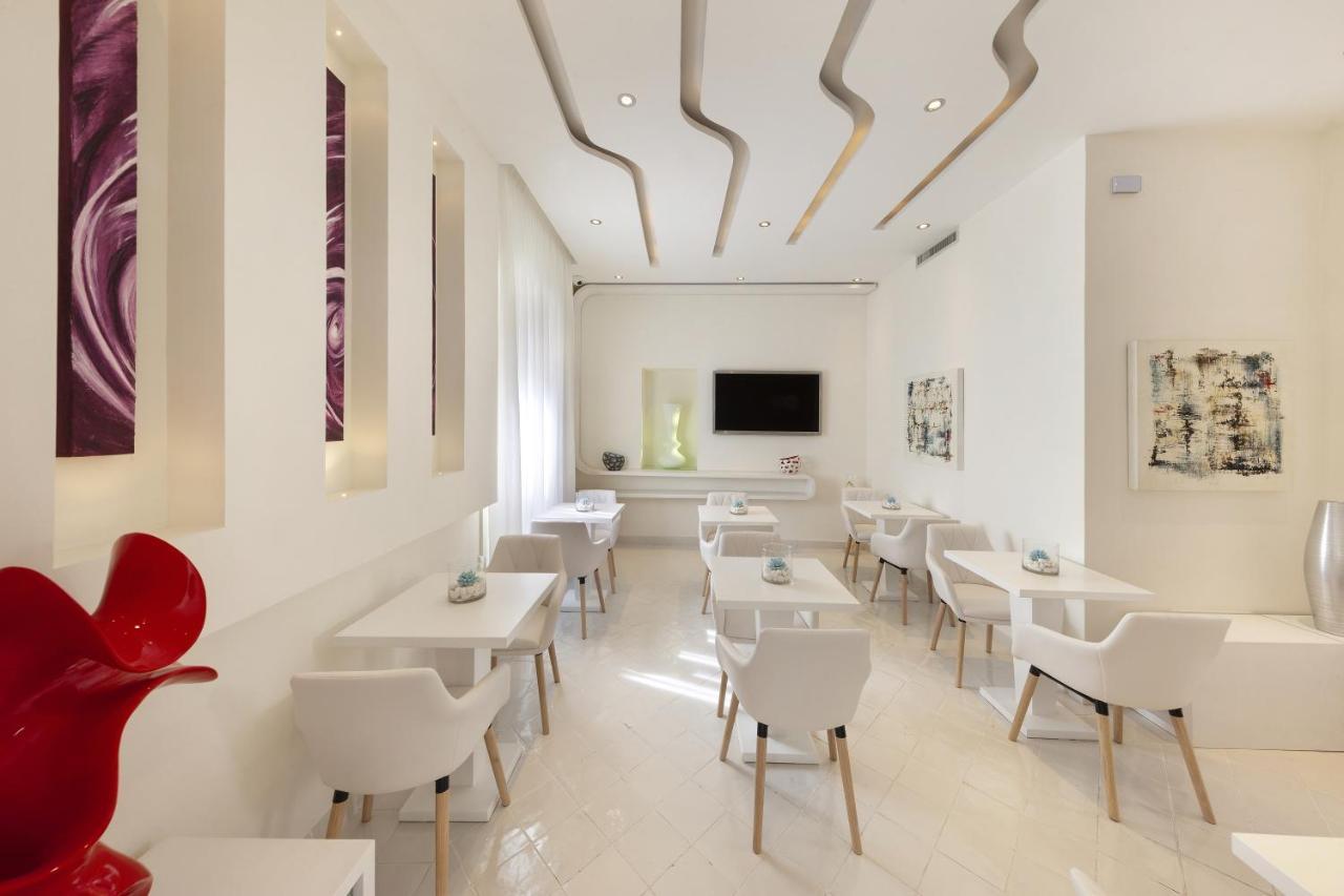 Palazzo Montefusco 4*