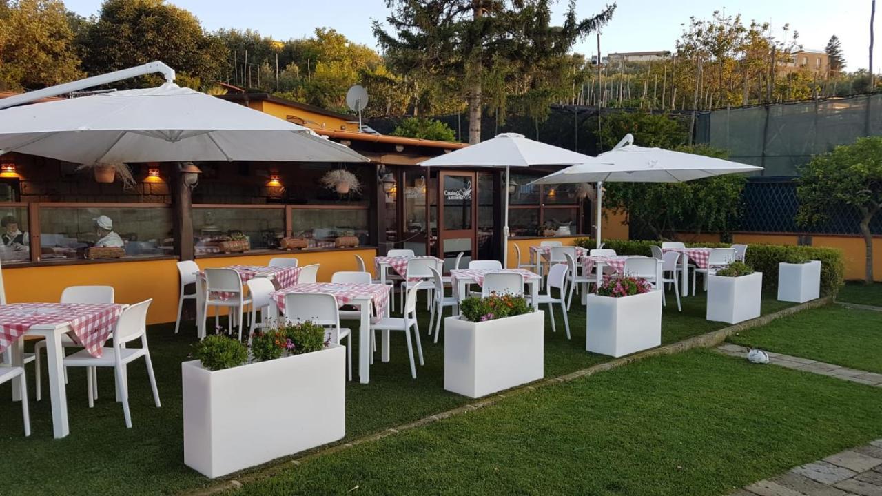 Acomodação com café da manhã  Casale Antonietta 3*