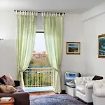 Sound Of The Sun Apartment