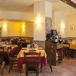 Leone Rosso Apartments