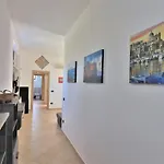 Yourhome - New Suite Sorrento