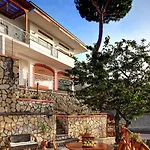 Casina Priora