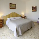 Violinist\'S House