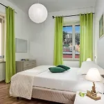 Gocce Villas - Joes Flat 1 Modern