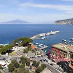 Amore Rentals - Appartamento La Terrazza Sul Porto 2