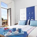 Amore Rentals - Appartamento La Terrazza Sul Porto 2