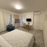 William Apartment 2 Sorrento