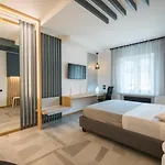 Leukosia Holiday House
