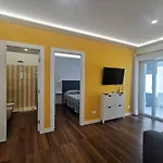 Sorrento Punto It Apartment
