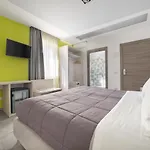 Sorrento Orange Suites