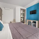 Sorrento Orange Suites