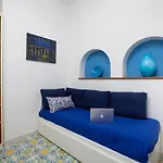 Brezza Marina-Authentic Sorrento Flat By The Beach