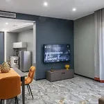 Gold Luxury Flat X4