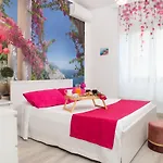 Stanza Tasso - De Vivo Realty Sorrento